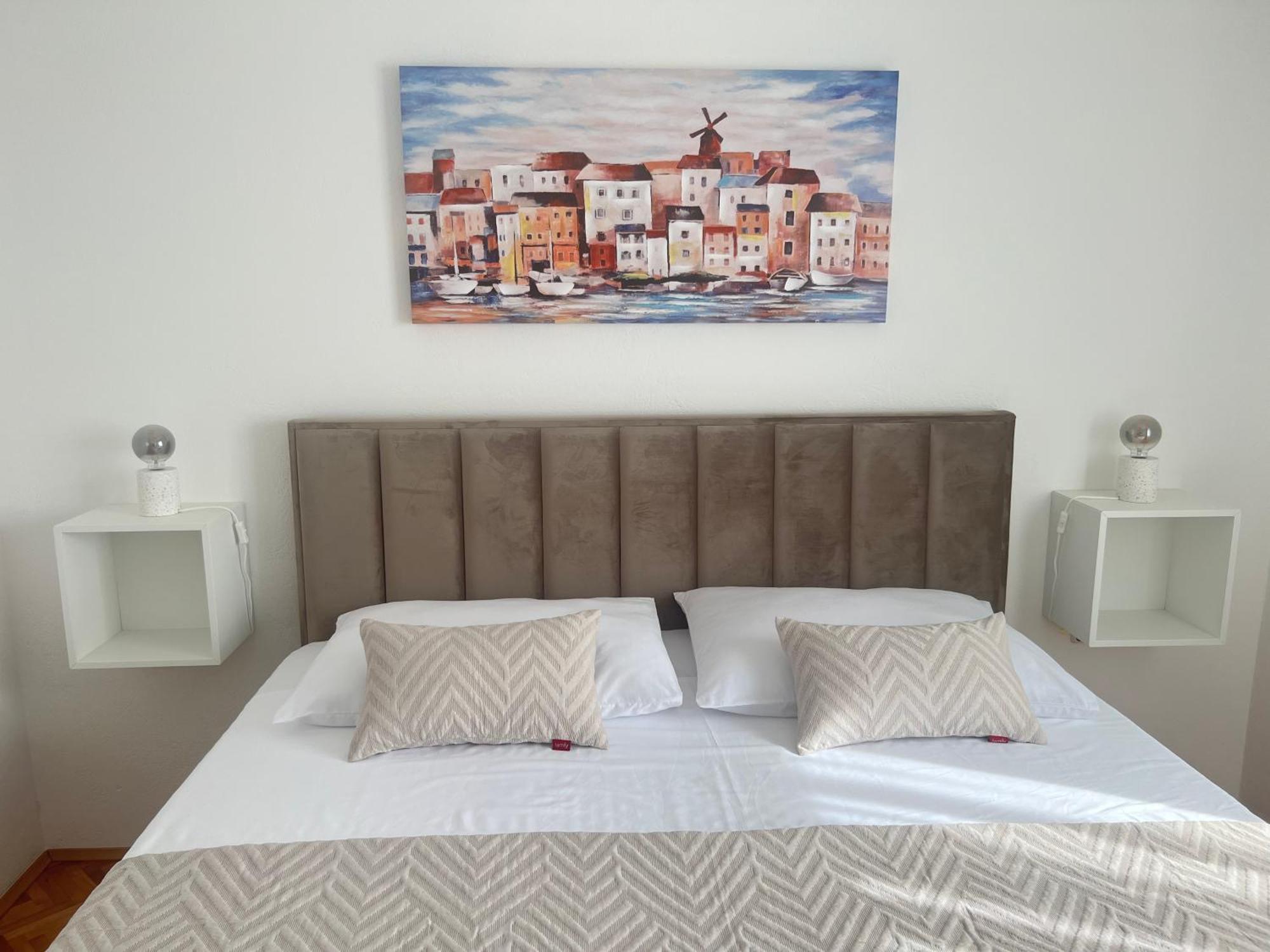 Apartments Javorska Каштела Номер фото